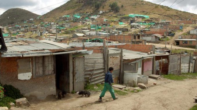 POBREZA-BOGOTA
